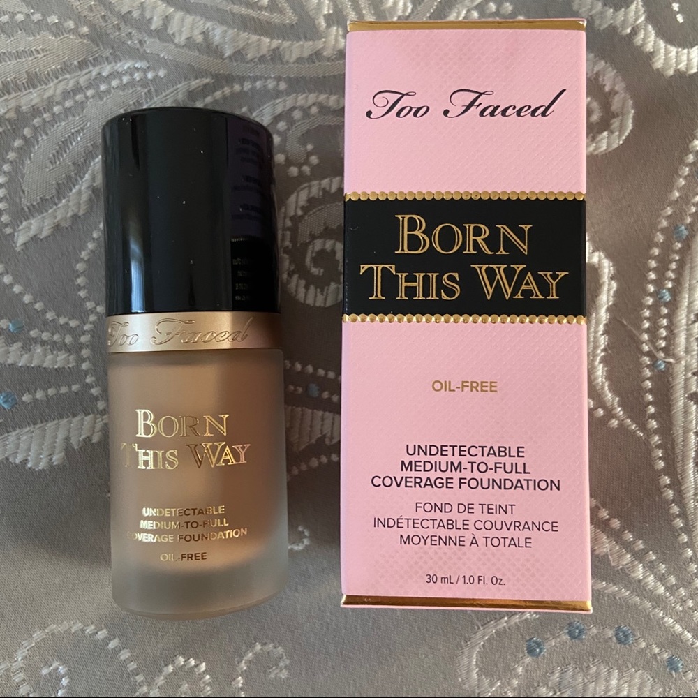 Too Faced - Born This Way Foundation (Light Beige)